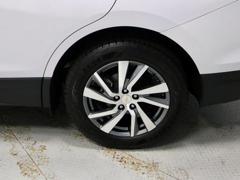 Used 2024 Chevrolet Equinox Premier AWD/4WD image 19