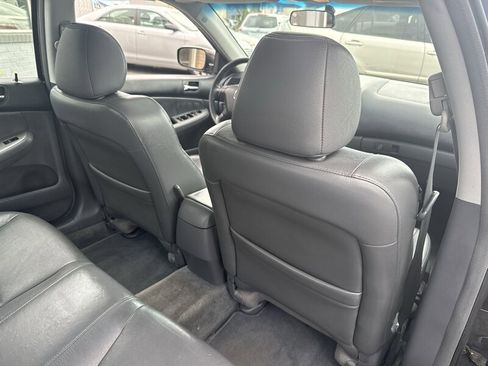 Used 2006 Honda Accord EX image 28