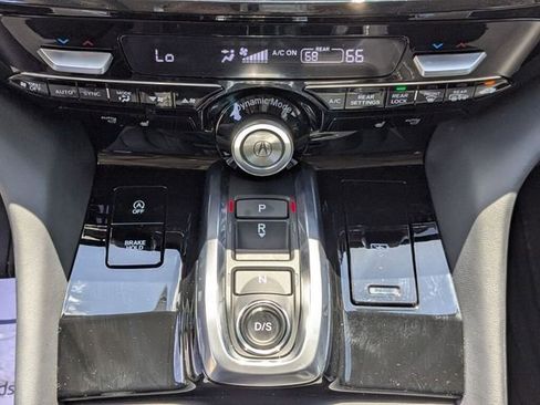 Certified 2025 Acura MDX FWD w/ Technology Package image 16