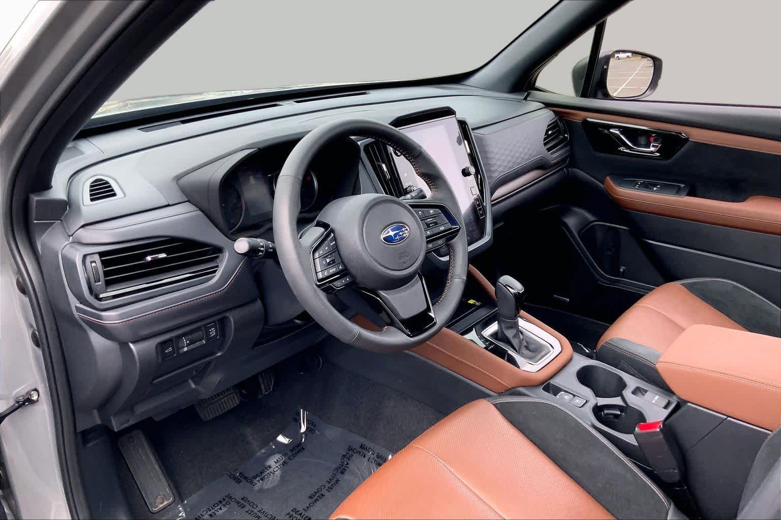 Used 2025 Subaru Forester Touring AWD/4WD image 18