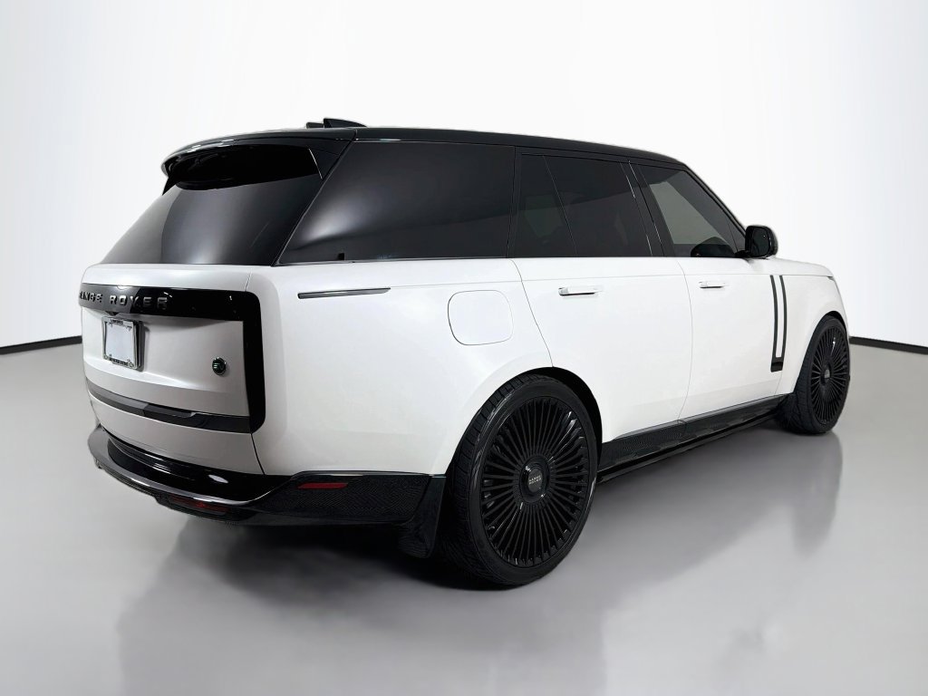 Used 2023 Land Rover Range Rover SE AWD/4WD image 5