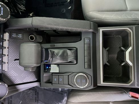 Used 2024 Toyota Tacoma SR5 image 22