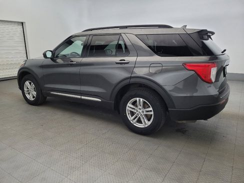 Used 2020 Ford Explorer XLT w/ Comfort Package image 3
