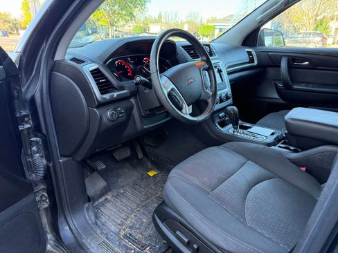 Used 2015 GMC Acadia SLE image 5