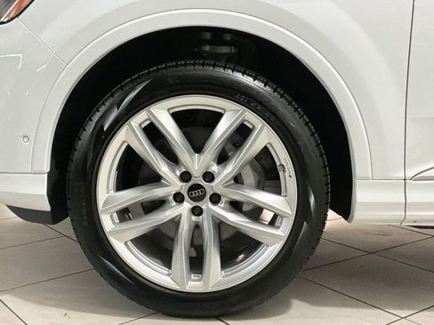 Used 2025 Audi Q7 3.0T Premium Plus w/ Premium Plus Package image 17