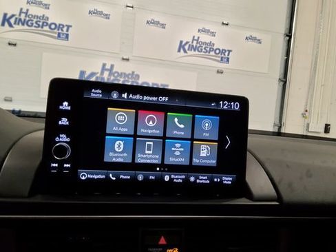 Certified 2025 Honda Pilot Touring image 25