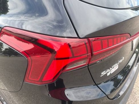 Used 2022 Hyundai Santa Fe Limited w/ Cargo Package FWD image 10