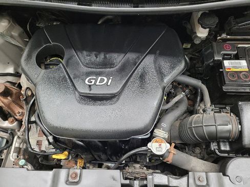 Used 2014 Hyundai Accent SE image 30