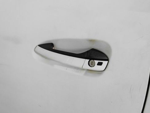 Used 2014 Mercedes-Benz SLK 250 image 37