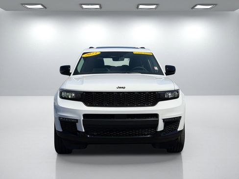 Certified 2023 Jeep Grand Cherokee L Limited w/ Luxury Tech Group II image 9