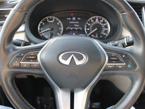 Used 2022 INFINITI QX50 Sensory image 16