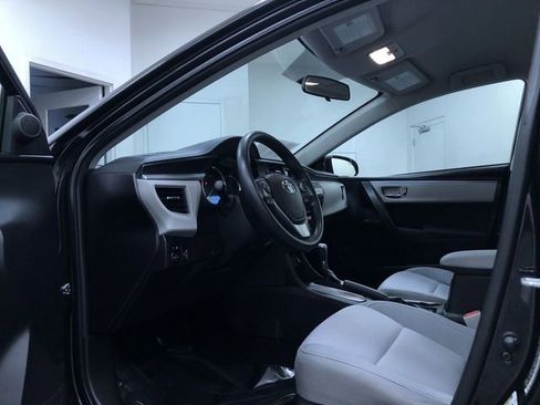 Used 2014 Toyota Corolla LE image 11