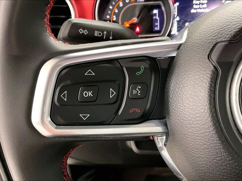 Used 2023 Jeep Gladiator Rubicon w/ Cold Weather Group AWD/4WD image 11