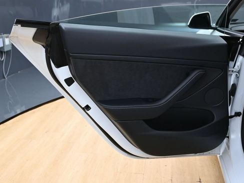 Used 2022 Tesla Model 3 RWD image 42