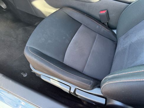 Used 2025 Nissan Sentra SR FWD image 16