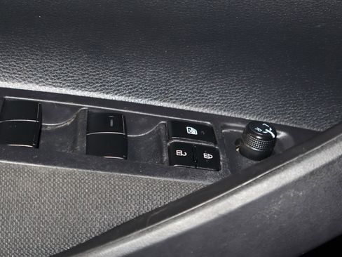 Used 2024 Toyota Corolla LE image 32