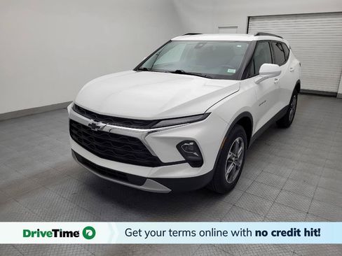 Used 2024 Chevrolet Blazer LT w/ Convenience Package FWD image 1