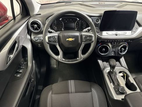 Certified 2024 Chevrolet Blazer LT w/ Convenience Package image 14