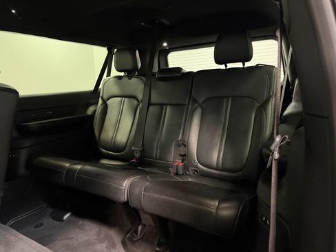 Used 2023 Jeep Wagoneer L Series II AWD/4WD image 49