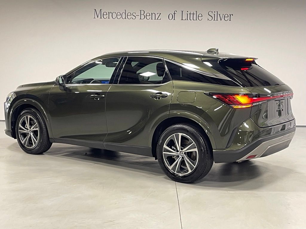 Used 2023 Lexus RX 350 Premium w/ Accessory Package AWD/4WD image 3