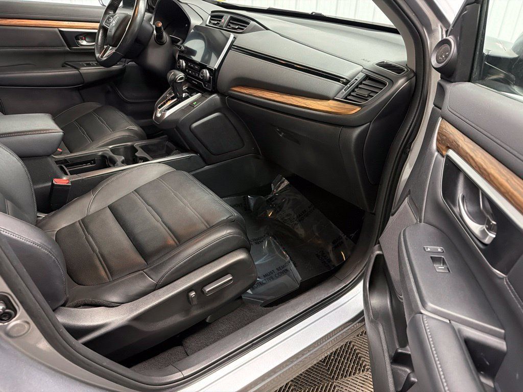Used 2019 Honda CR-V Touring image 15