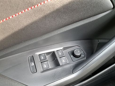 Used 2024 Volkswagen Jetta GLI 40th Anniversary Edition image 27