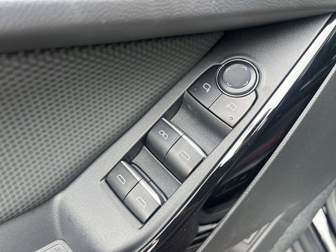 Used 2025 Chevrolet Equinox RS image 20