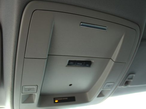 Used 2018 Chevrolet Silverado 1500 LT w/ Texas Edition image 29