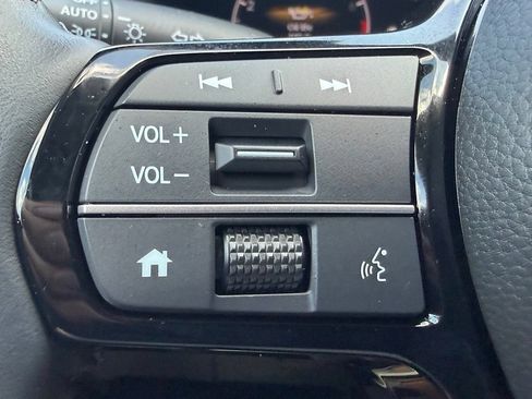 Used 2025 Honda CR-V EX-L image 23
