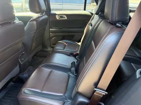 Used 2014 Ford Explorer Sport AWD/4WD image 4