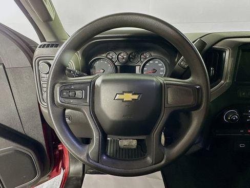 Used 2019 Chevrolet Silverado 1500 Custom w/ Custom Value Package image 12