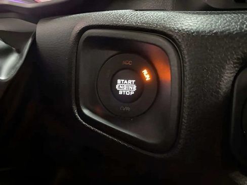 Used 2024 Jeep Wrangler Unlimited Sport AWD/4WD image 35