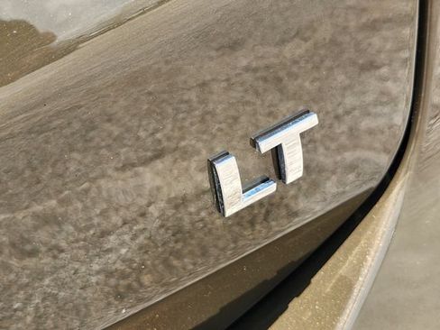 Used 2024 Chevrolet Equinox LT w/ LPO, Floor Liner Package FWD image 12