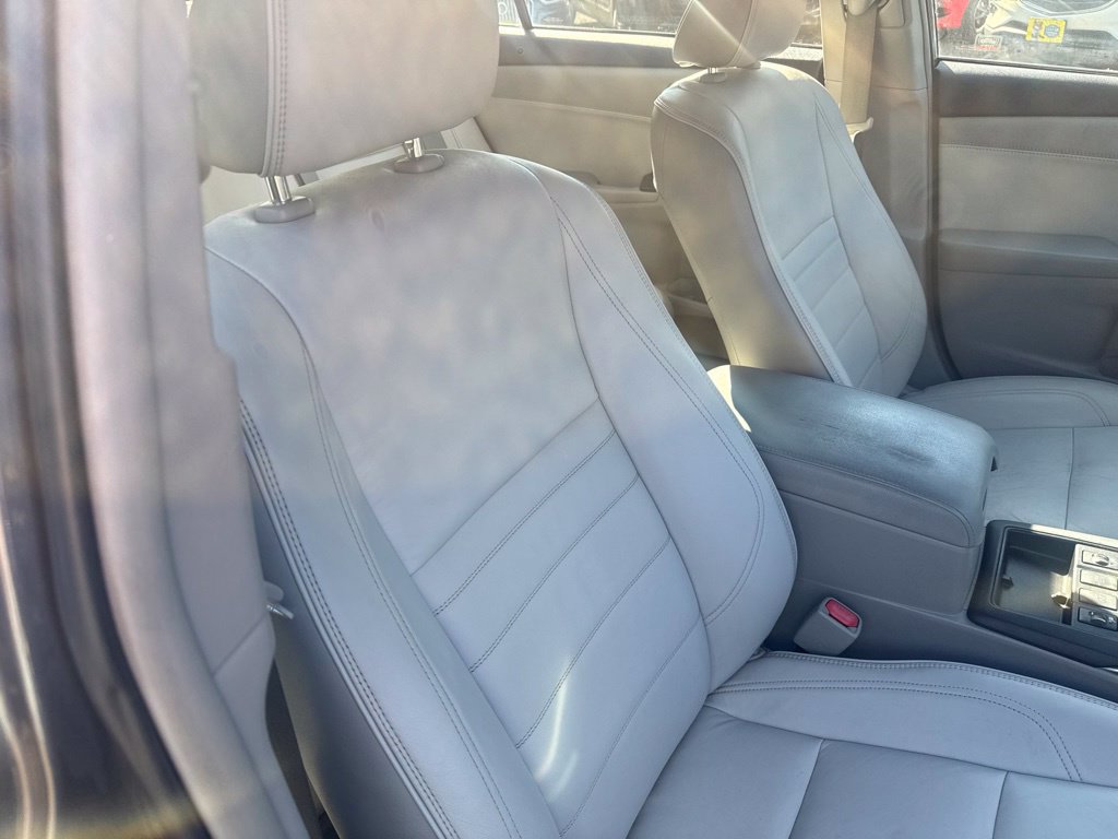 Used 2015 Toyota Camry XLE w/ Moonroof Package FWD image 37