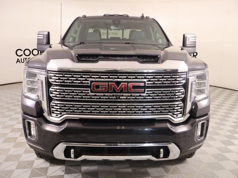 Used 2020 GMC Sierra 2500 Denali w/ Technology Package AWD/4WD image 9