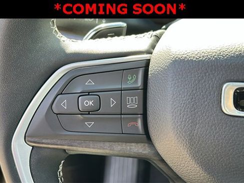 Used 2023 Jeep Grand Cherokee 30th Anniversary image 13