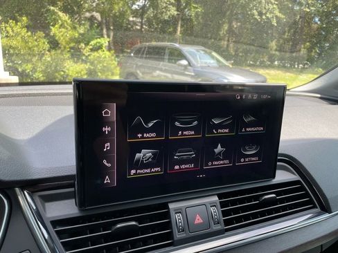 Used 2022 Audi Q5 2.0T Premium Plus image 12