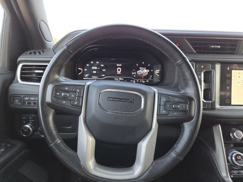 Used 2023 GMC Yukon Denali AWD/4WD image 32
