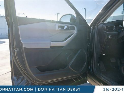 Used 2023 Ford Explorer XLT w/ Equipment Group 202A image 15