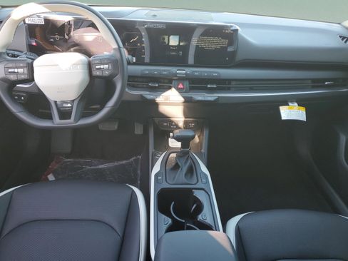 New 2026 Kia K4 GT-Line image 10