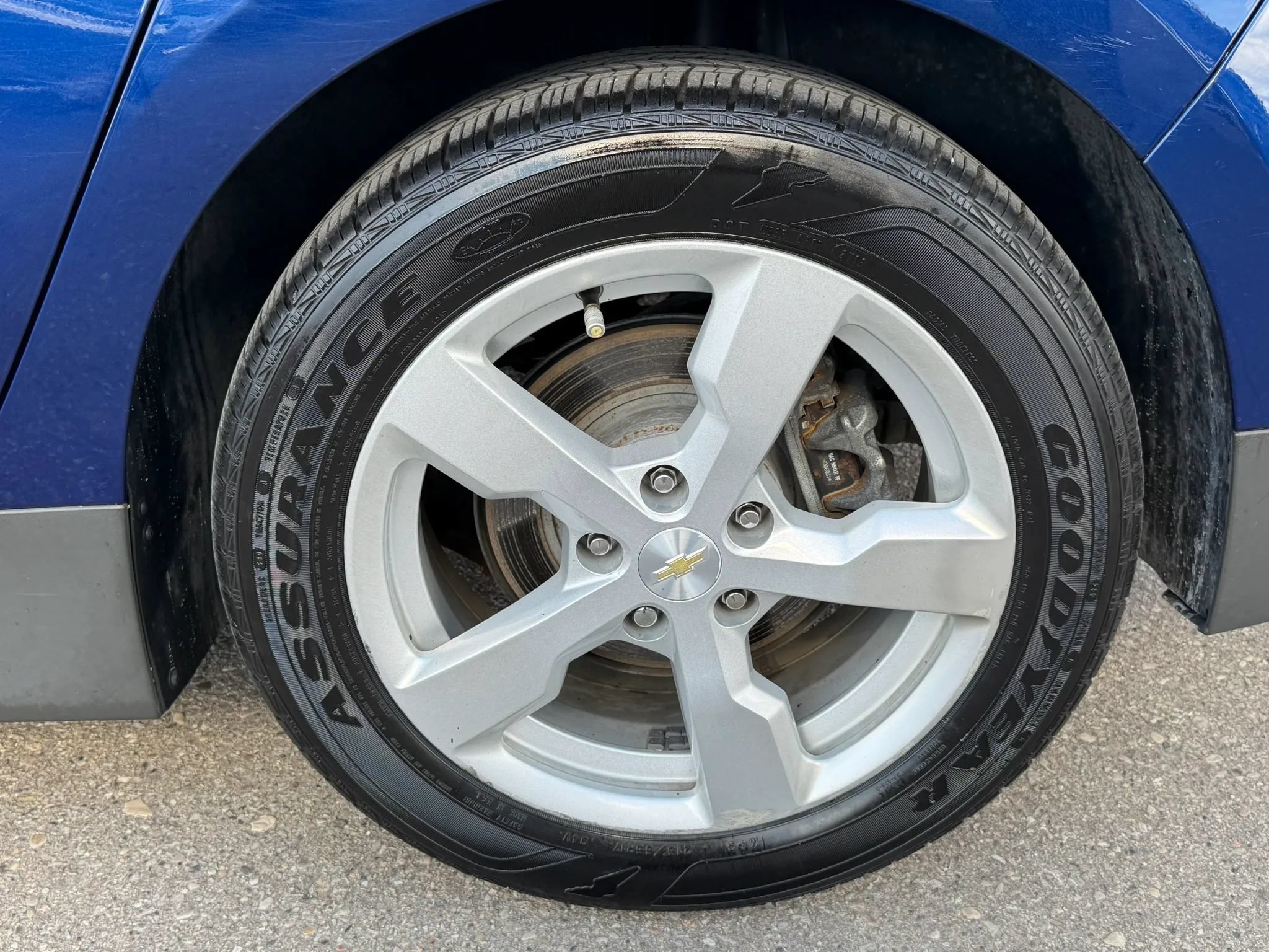 Used 2013 Chevrolet Volt w/ Comfort Package FWD image 10
