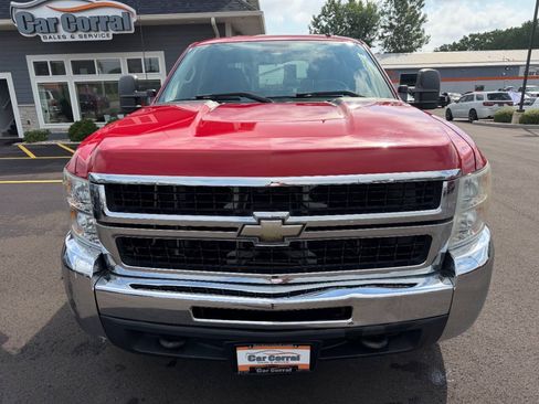 Used 2009 Chevrolet Silverado 2500 LT w/ Suspension Package, Off-Road AWD/4WD image 8