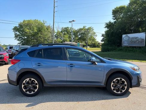 Used 2023 Subaru Crosstrek 2.0i Premium AWD/4WD image 8