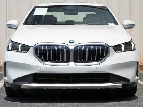 Used 2024 BMW 540i xDrive w/ Convenience Package AWD/4WD image 7