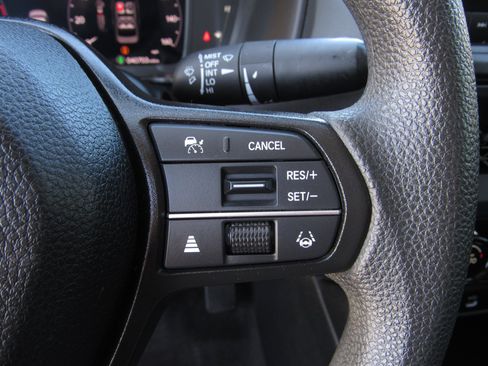 Certified 2023 Honda Accord LX image 23