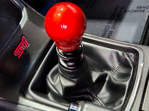 Used 2014 Subaru Impreza WRX STI image 15