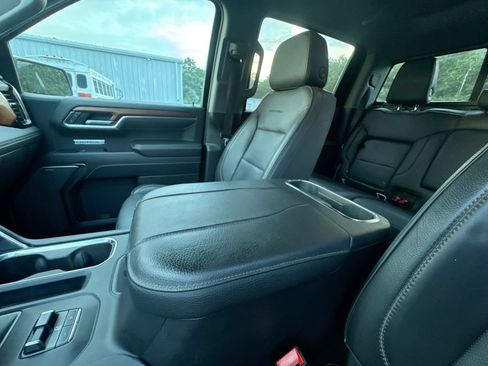 Used 2023 GMC Sierra 1500 Denali w/ Technology Package AWD/4WD image 24