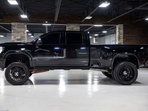 Used 2024 GMC Sierra 3500 Denali w/ Denali Reserve Package AWD/4WD image 11