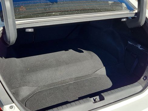 Used 2018 Honda Clarity Touring image 8