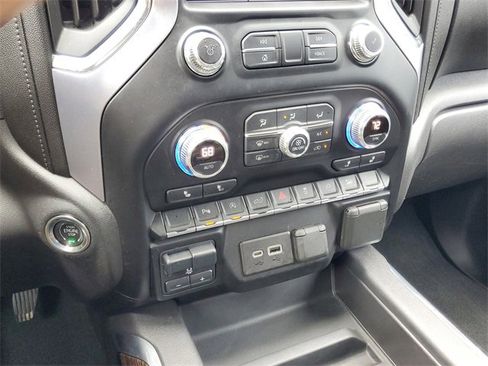Used 2020 GMC Sierra 1500 Elevation w/ Elevation Value Package image 25